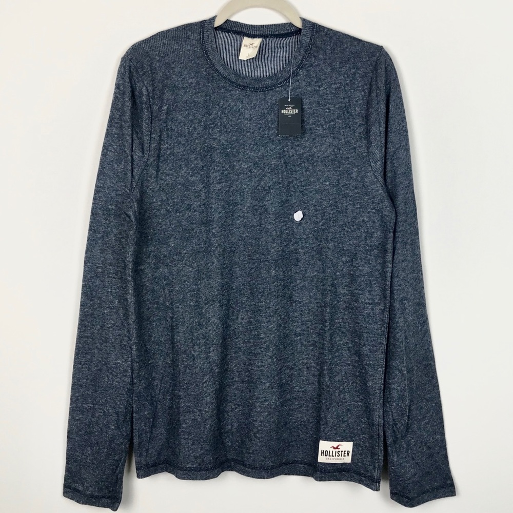 Hollister t-shirt  (NWT) long sleeve- Size…